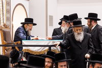 אסיפת התעוררות לרגל ימי השובבי"ם בחצה"ק באבוב 45