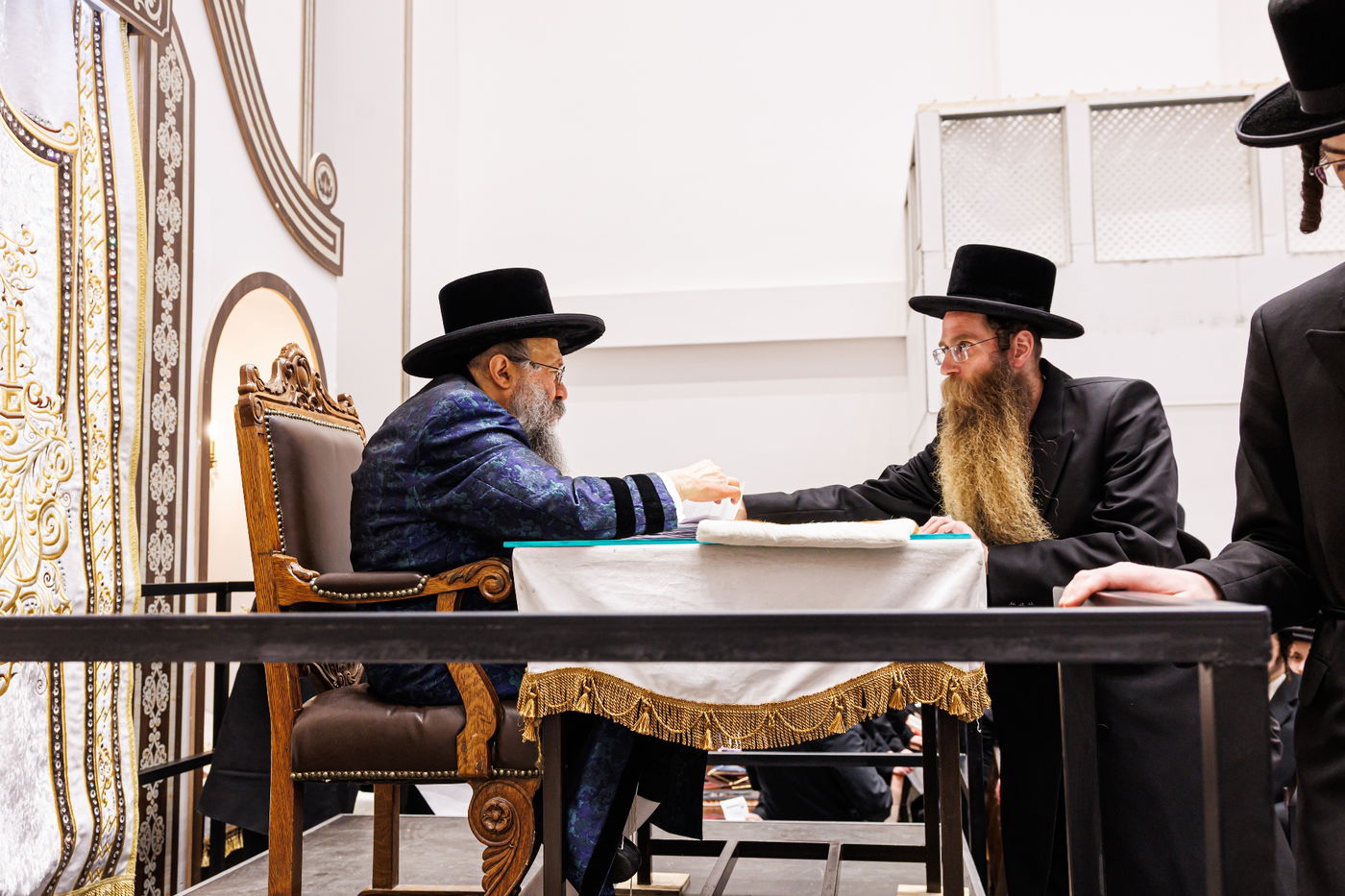 אסיפת התעוררות לרגל ימי השובבי"ם בחצה"ק באבוב 45