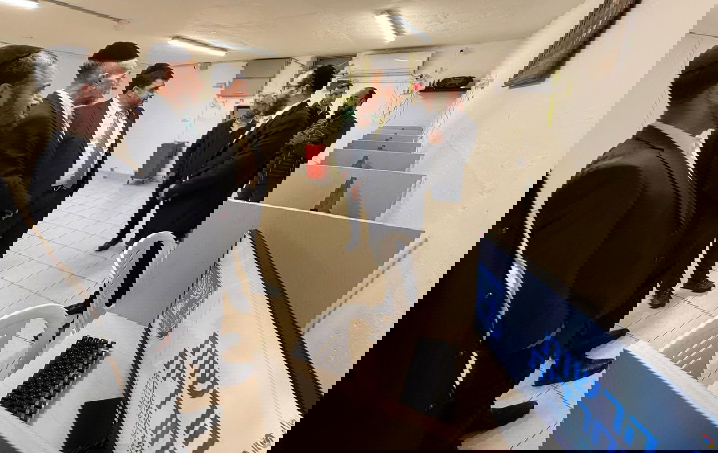 חניכת המרכז החדש