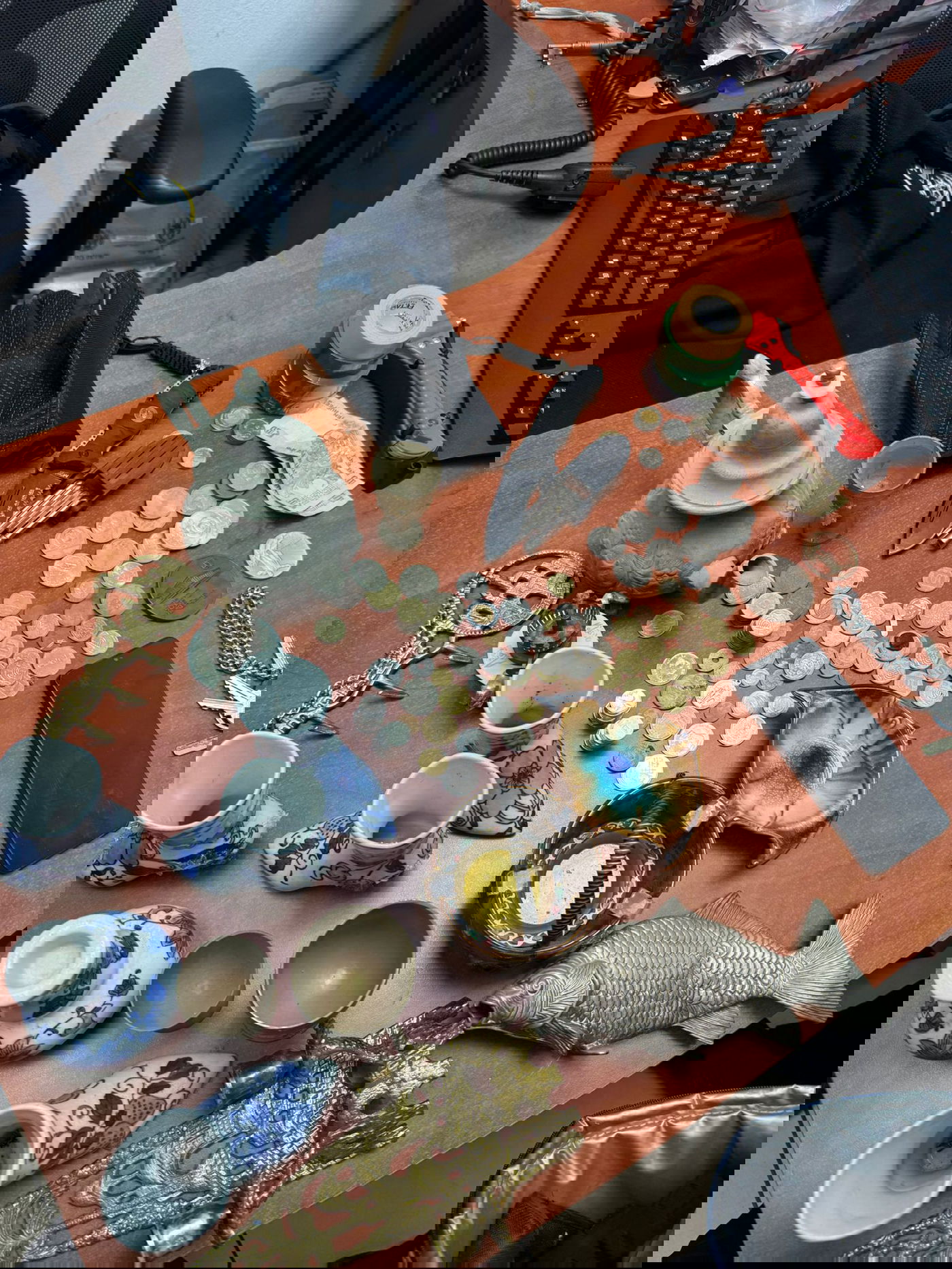 הרכוש שנתפס ברשותו