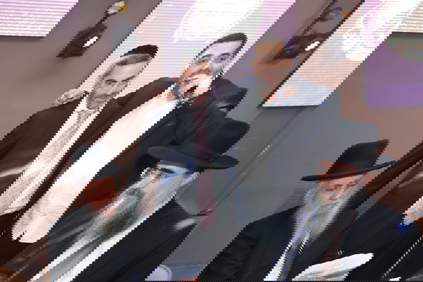 חלוקת תעודות ברשת הכוללים ׳שירה לציון׳