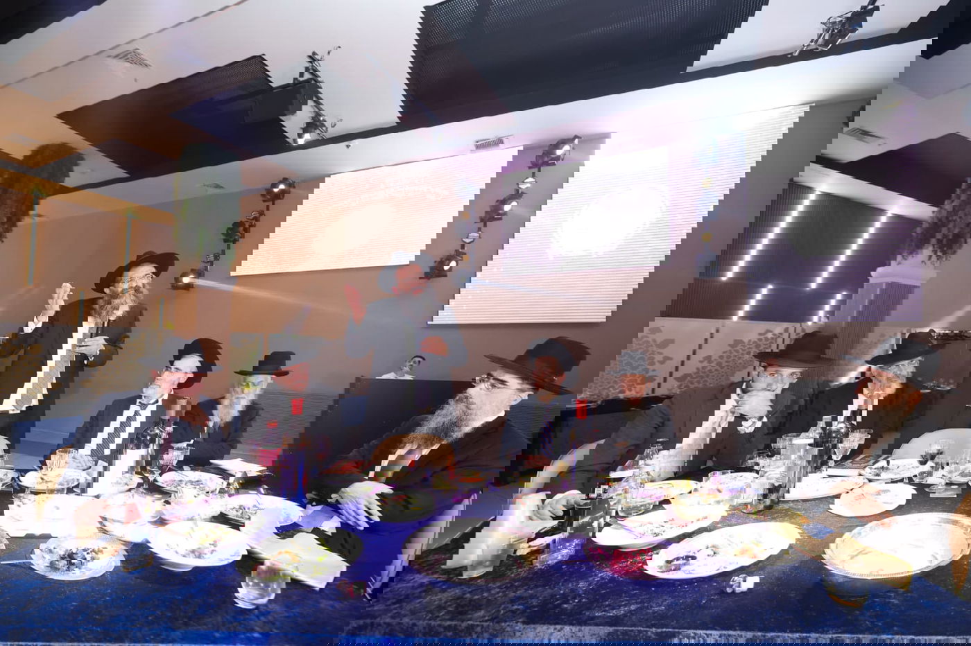 חלוקת תעודות ברשת הכוללים ׳שירה לציון׳