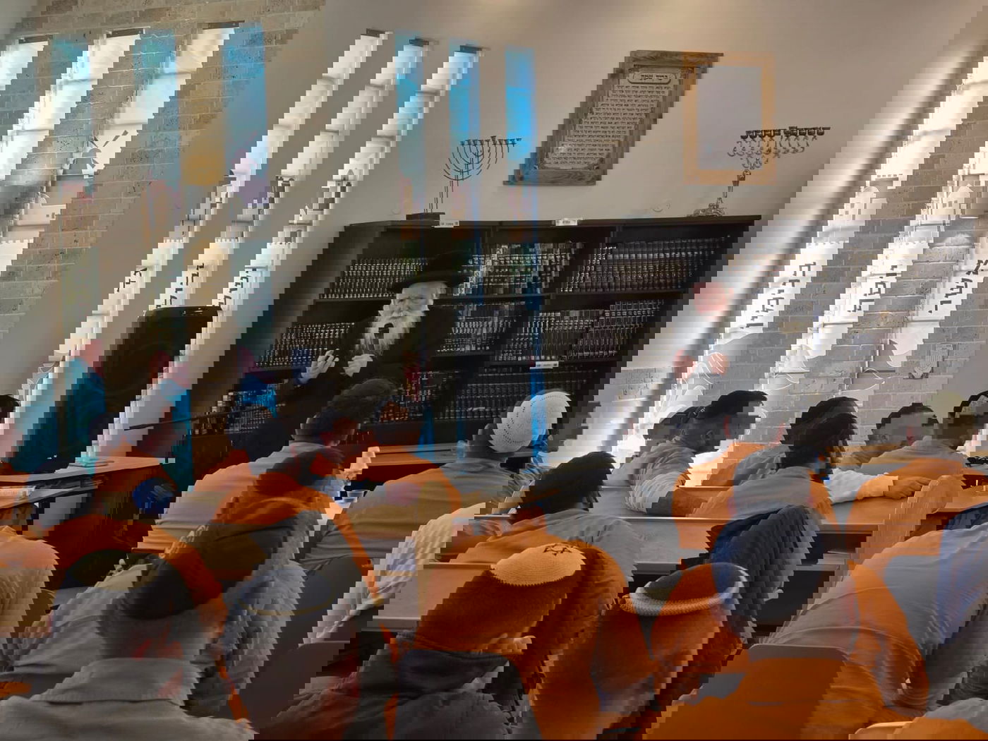 הגרי"ד גרוסמן בביקור בכלא חרמון