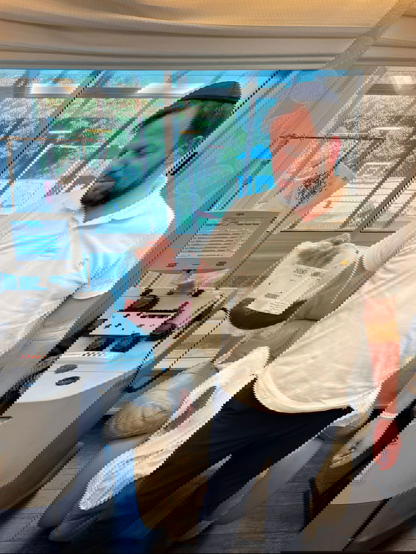 טלפון אחד שינה את חייו של דובר משרד הפנים: "לרגע לא התלבטתי" 