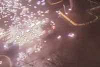 הבזקי הירי במהלך התקרית