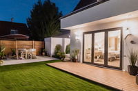 קיבלנו יפה את פניו של השכן החדש - ודווקא הוא תקע לנו סכין בגב | סיפור מטלטל