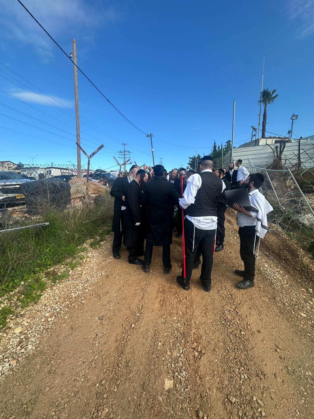 איפה מוישל'ה?? בכירי החסידות הצטרפו לחיפושים אחר הנער הנעדר בנחל