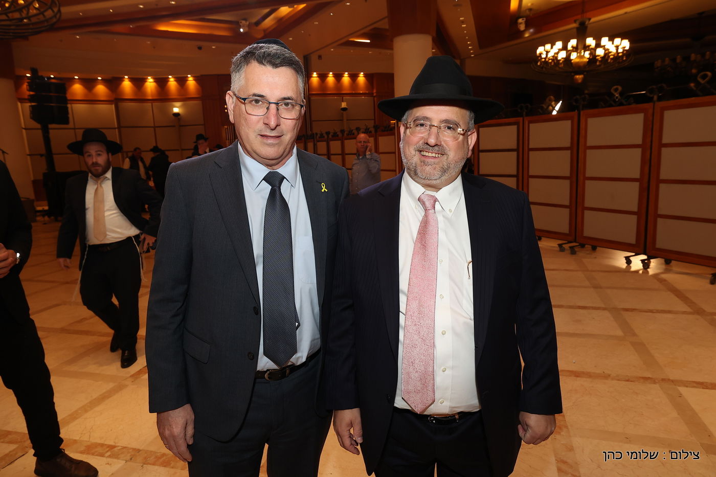 הרב רפי מנת חיתן את בנו; מי הגיע לאחל מזל טוב?