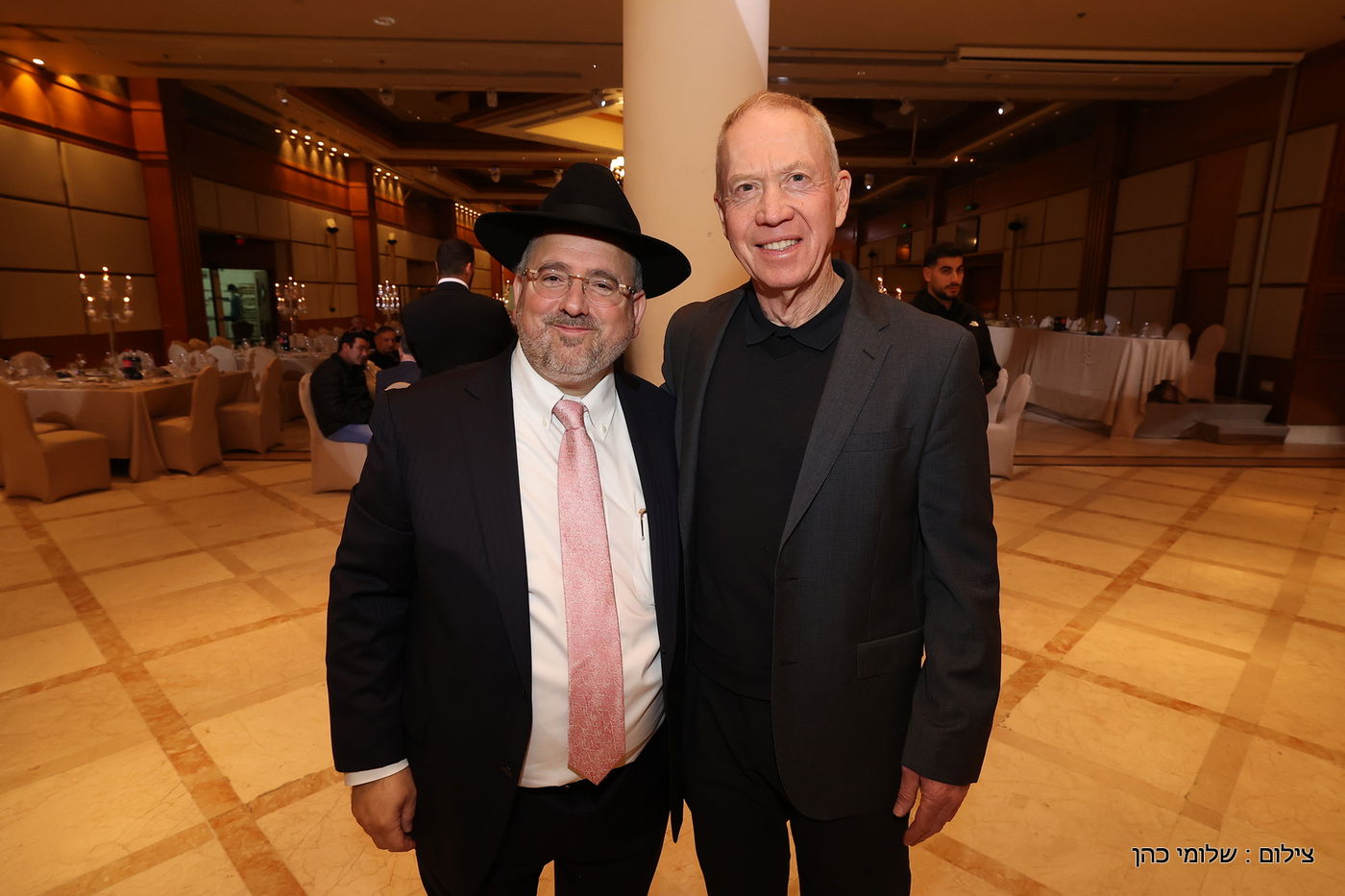 הרב רפי מנת חיתן את בנו; מי הגיע לאחל מזל טוב?