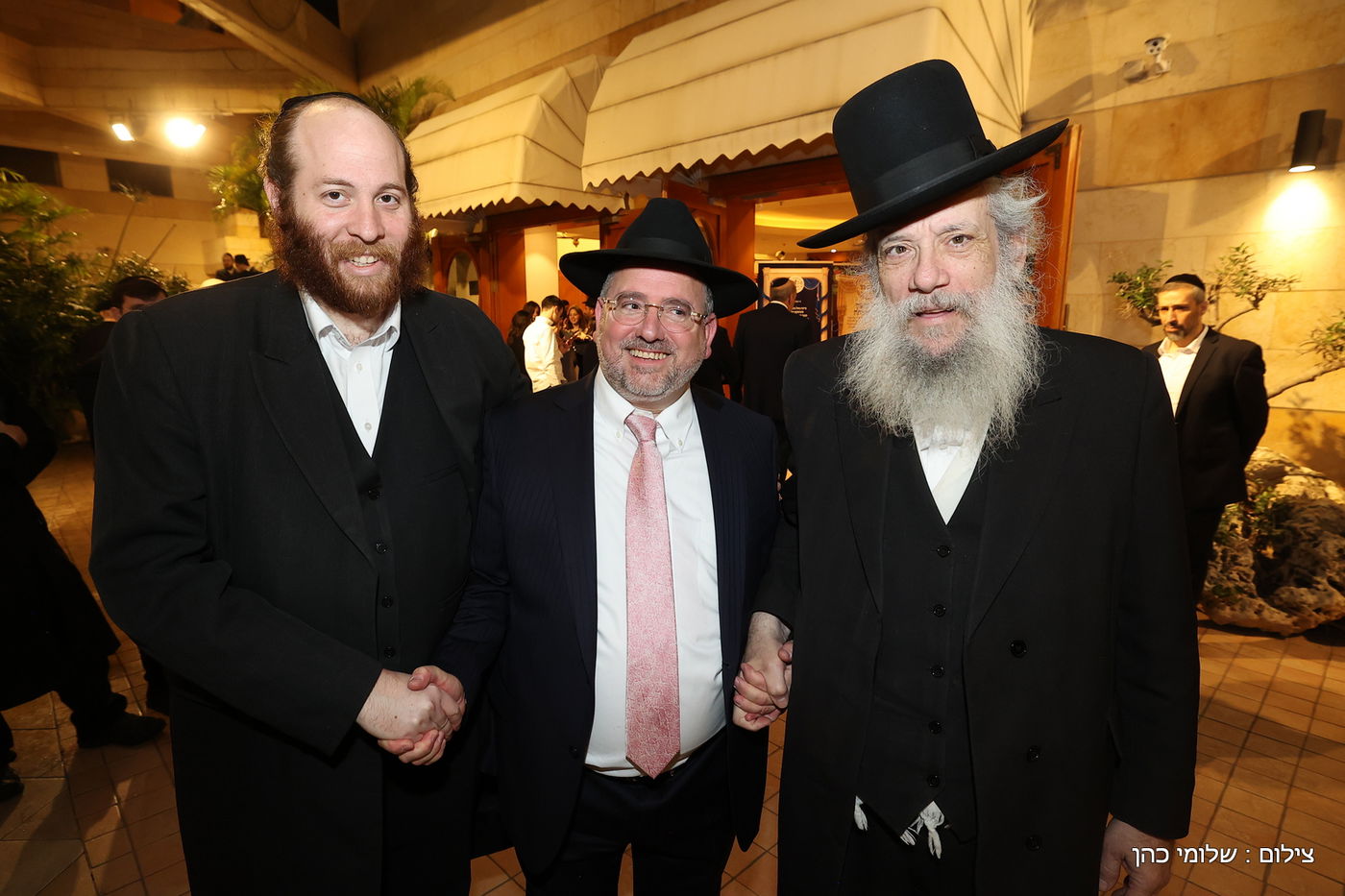 הרב רפי מנת חיתן את בנו; מי הגיע לאחל מזל טוב?