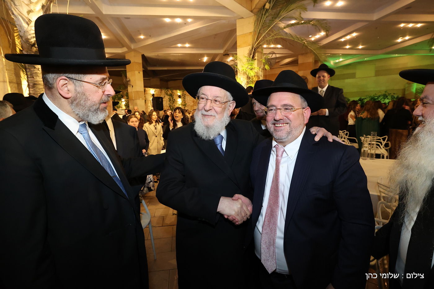 הרב רפי מנת חיתן את בנו; מי הגיע לאחל מזל טוב?