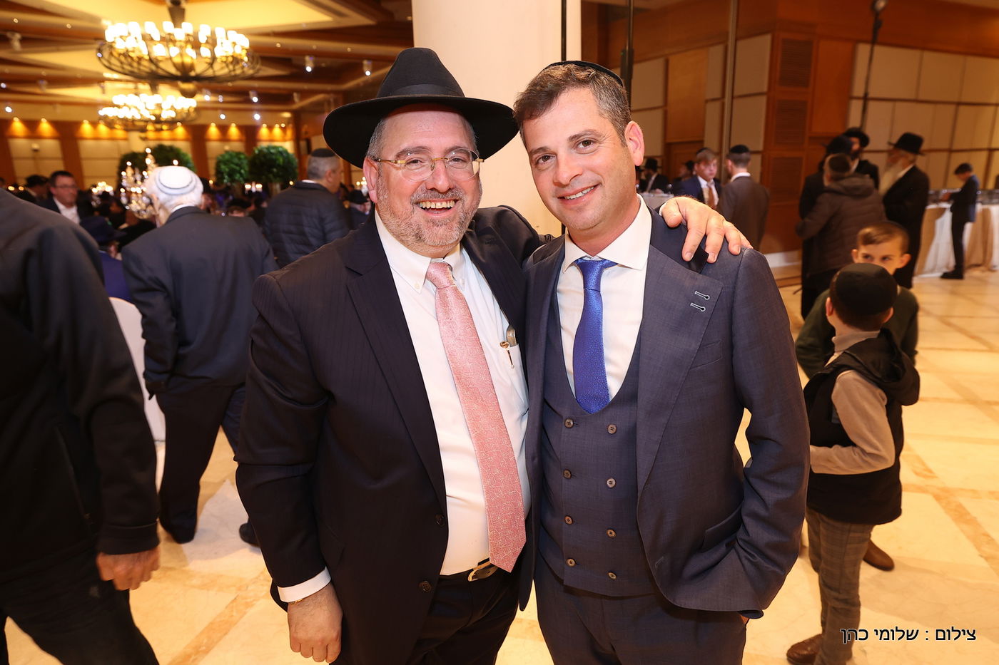 הרב רפי מנת חיתן את בנו; מי הגיע לאחל מזל טוב?