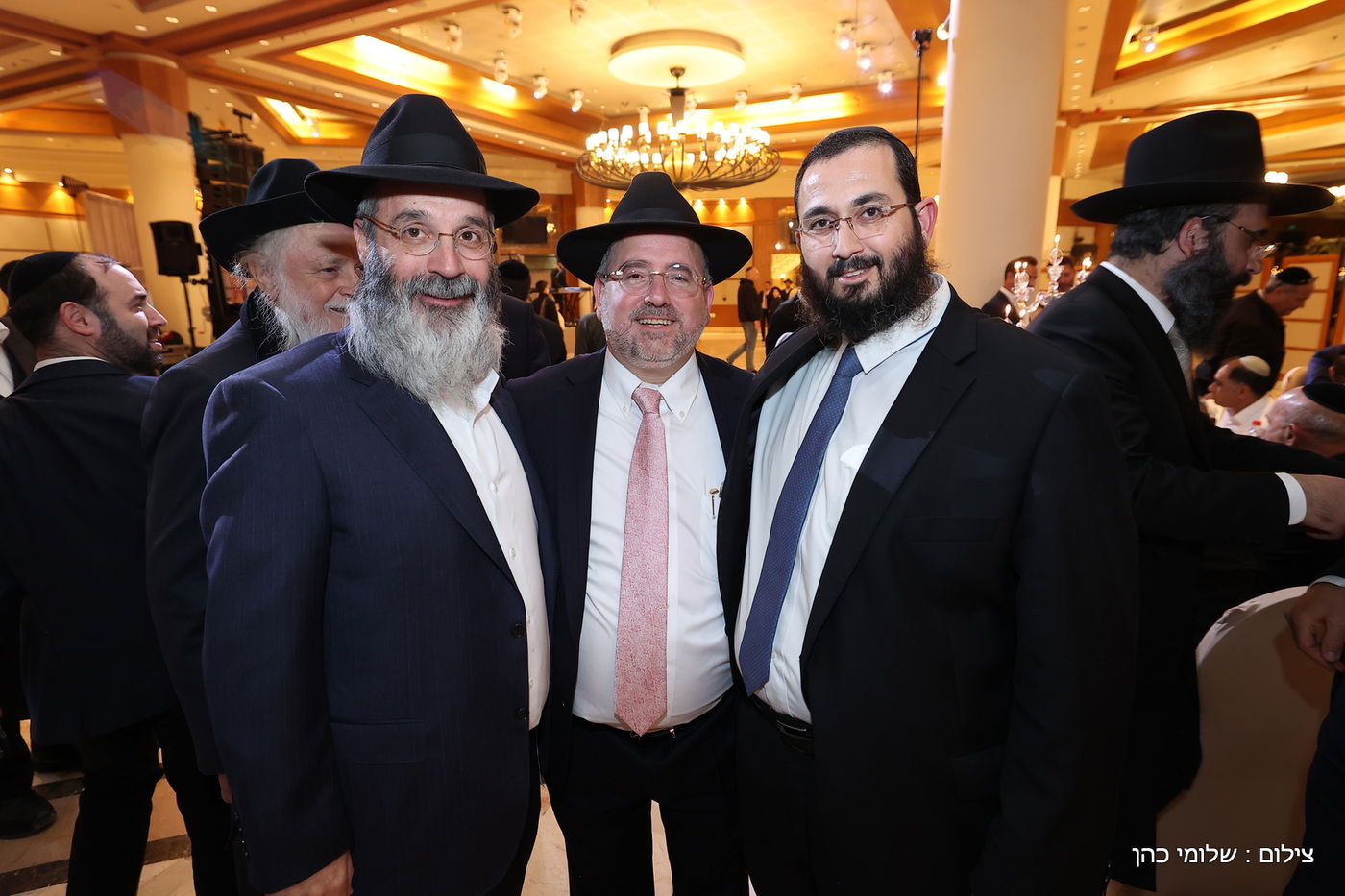 הרב רפי מנת חיתן את בנו; מי הגיע לאחל מזל טוב?