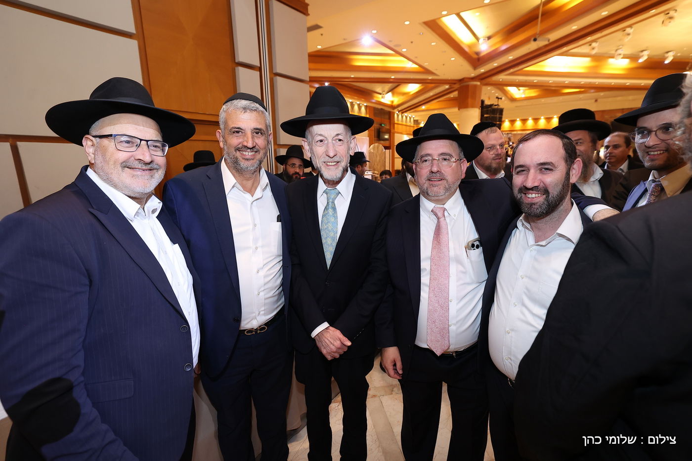 הרב רפי מנת חיתן את בנו; מי הגיע לאחל מזל טוב?