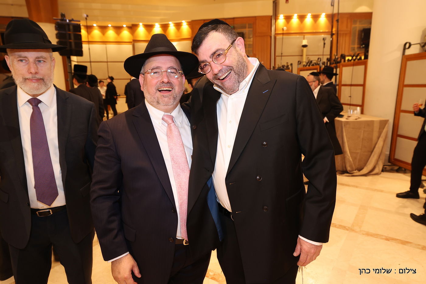 הרב רפי מנת חיתן את בנו; מי הגיע לאחל מזל טוב?