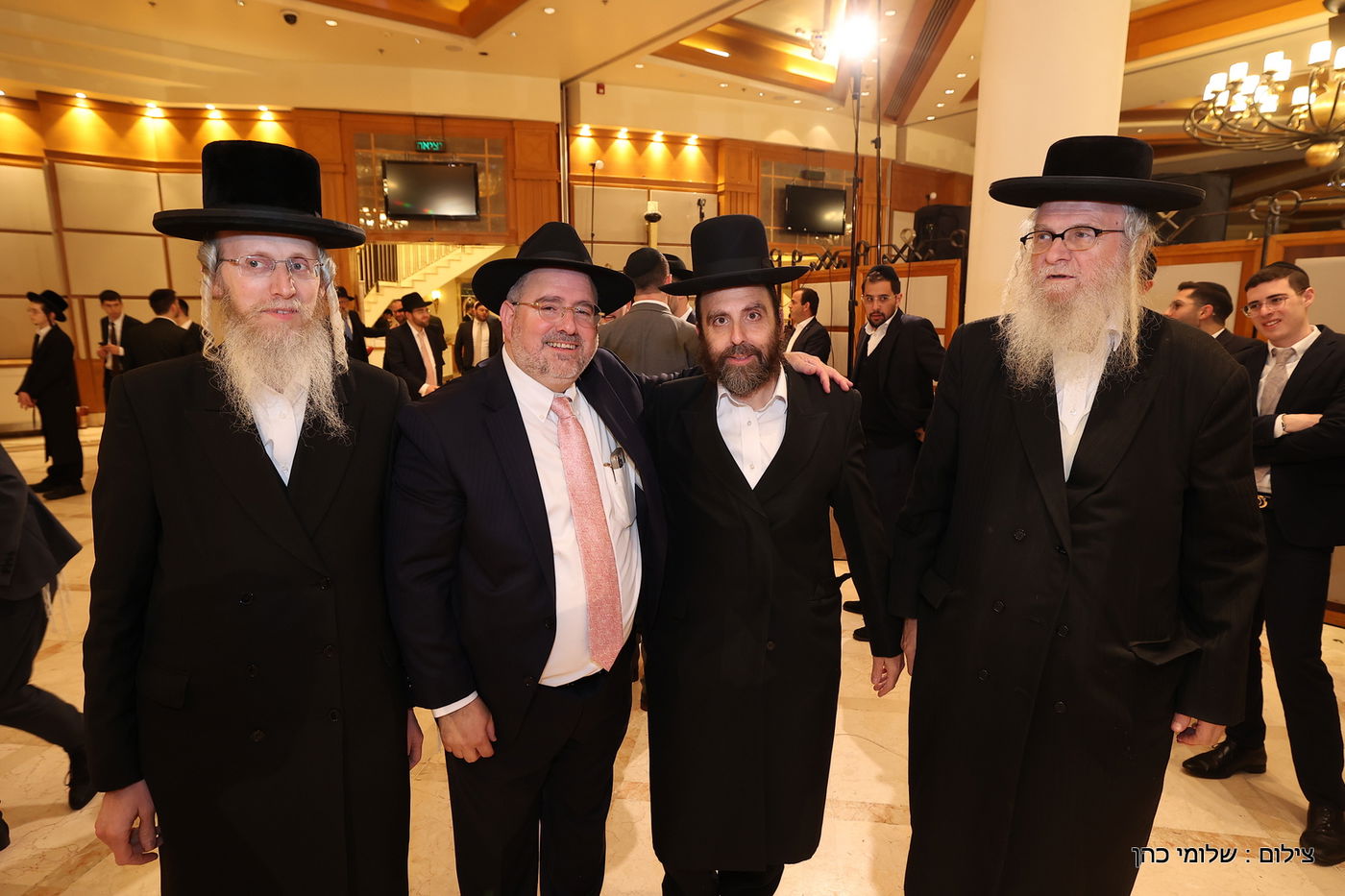 הרב רפי מנת חיתן את בנו; מי הגיע לאחל מזל טוב?