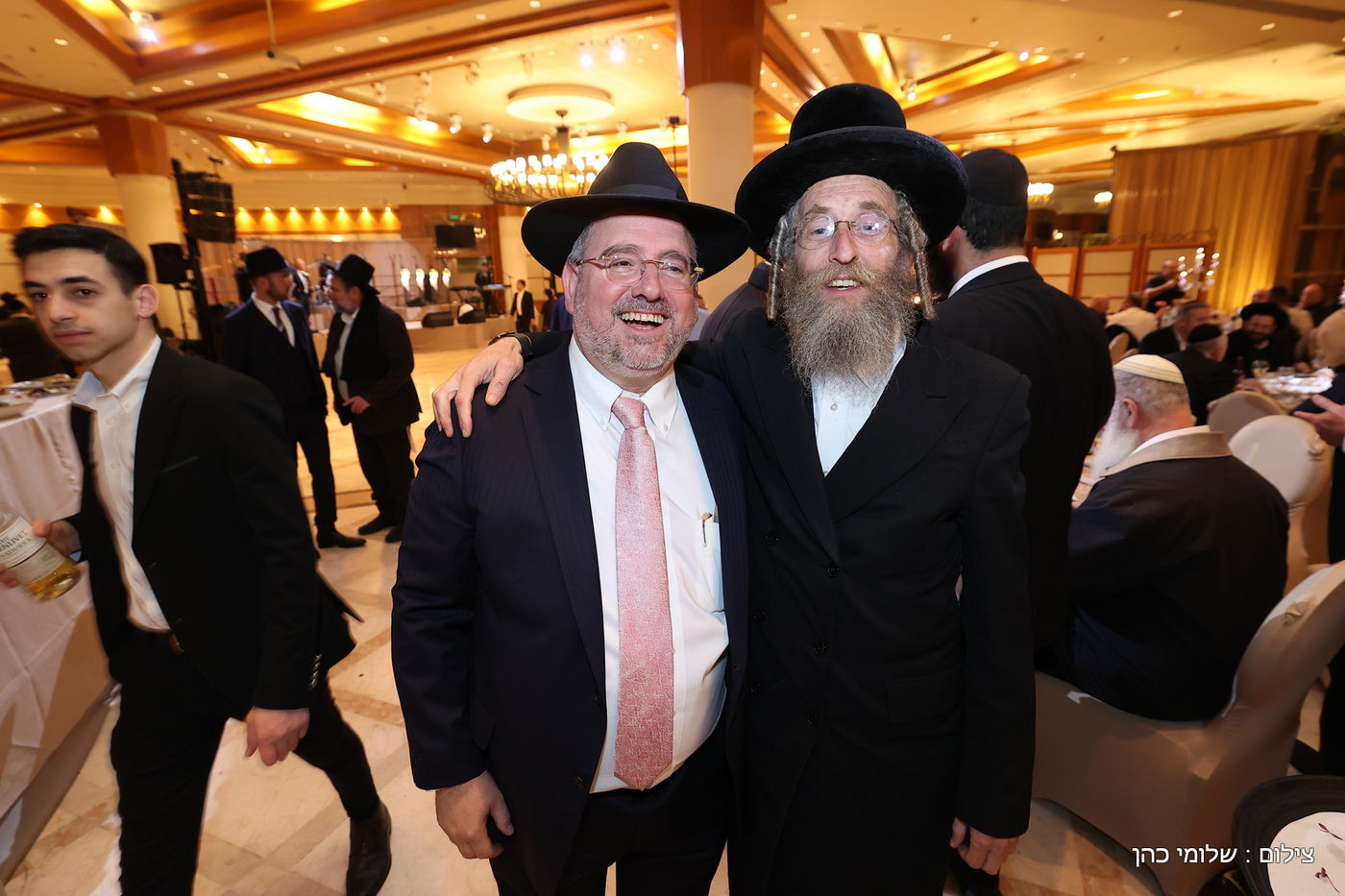 הרב רפי מנת חיתן את בנו; מי הגיע לאחל מזל טוב?