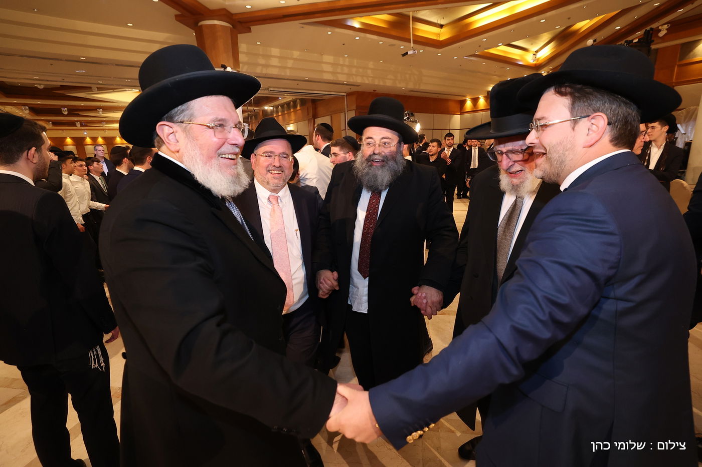 הרב רפי מנת חיתן את בנו; מי הגיע לאחל מזל טוב?