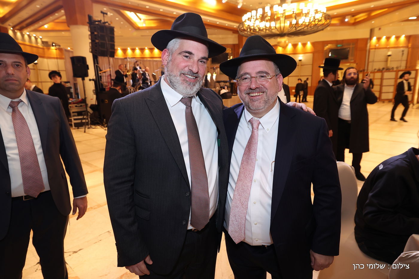 הרב רפי מנת חיתן את בנו; מי הגיע לאחל מזל טוב?