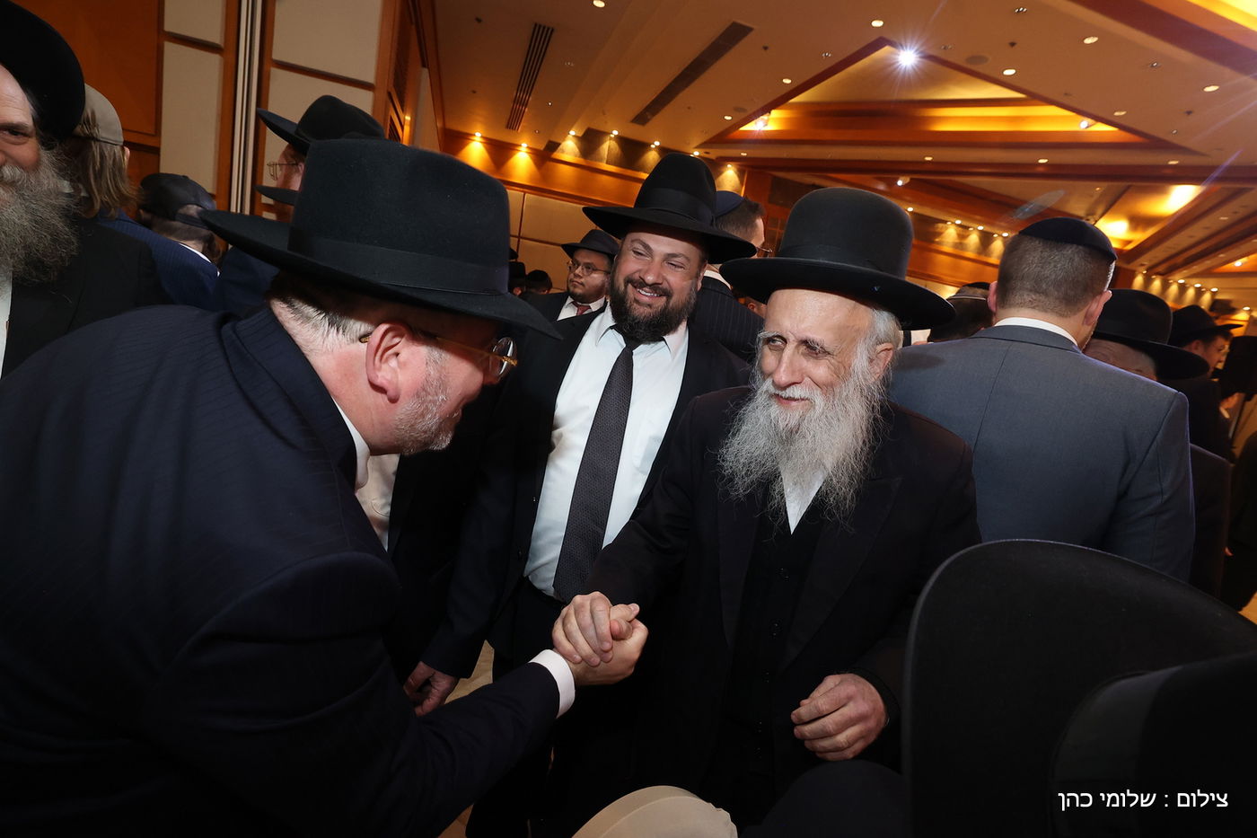 הרב רפי מנת חיתן את בנו; מי הגיע לאחל מזל טוב?