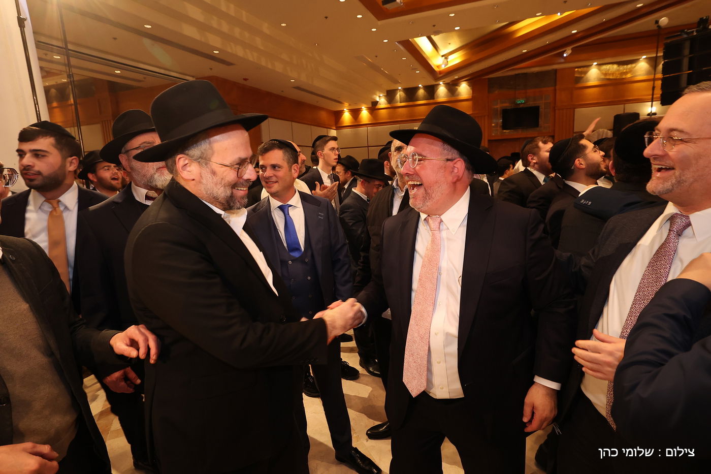 הרב רפי מנת חיתן את בנו; מי הגיע לאחל מזל טוב?