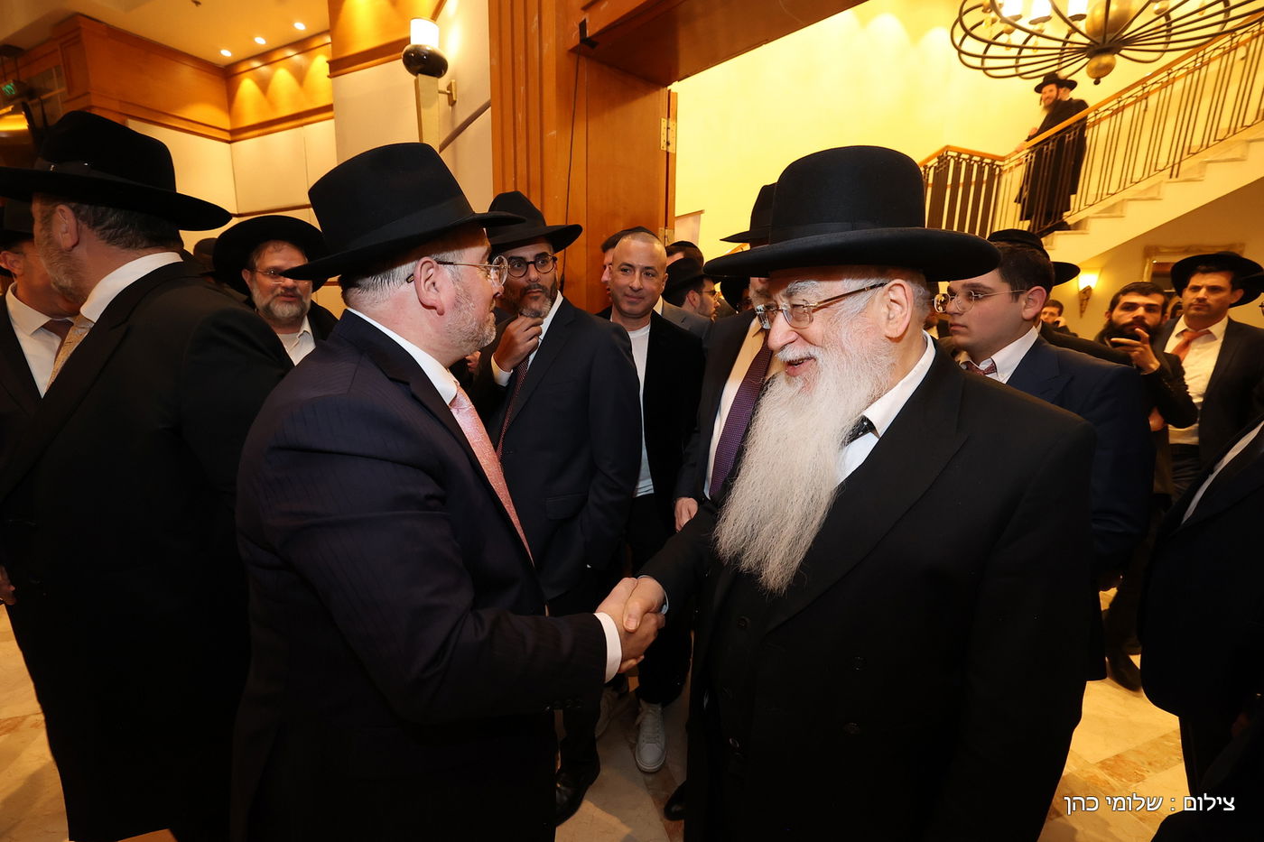 הרב רפי מנת חיתן את בנו; מי הגיע לאחל מזל טוב?