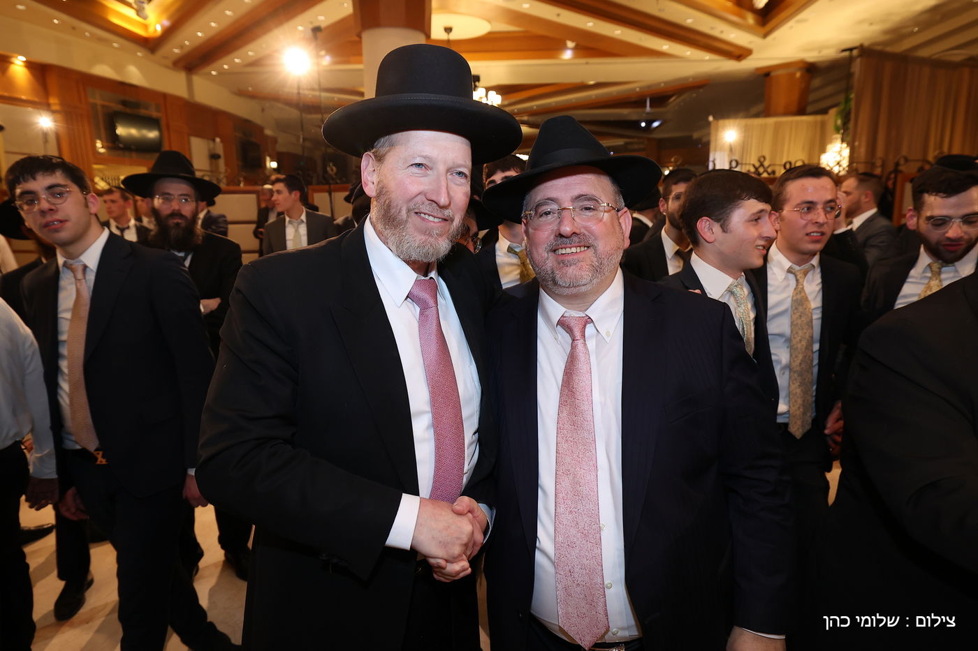 הרב רפי מנת חיתן את בנו; מי הגיע לאחל מזל טוב?