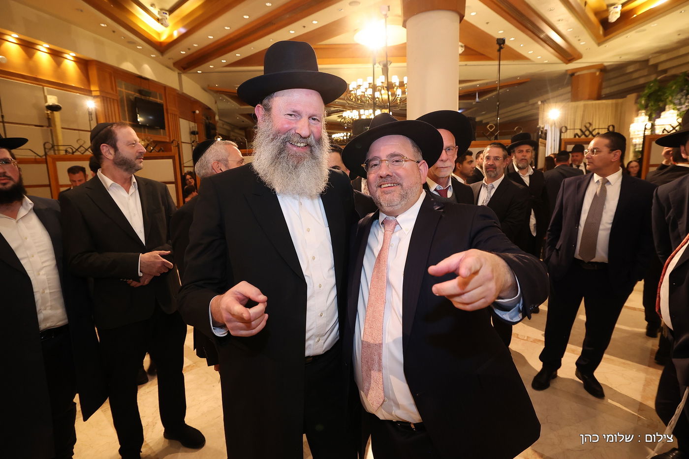 הרב רפי מנת חיתן את בנו; מי הגיע לאחל מזל טוב?