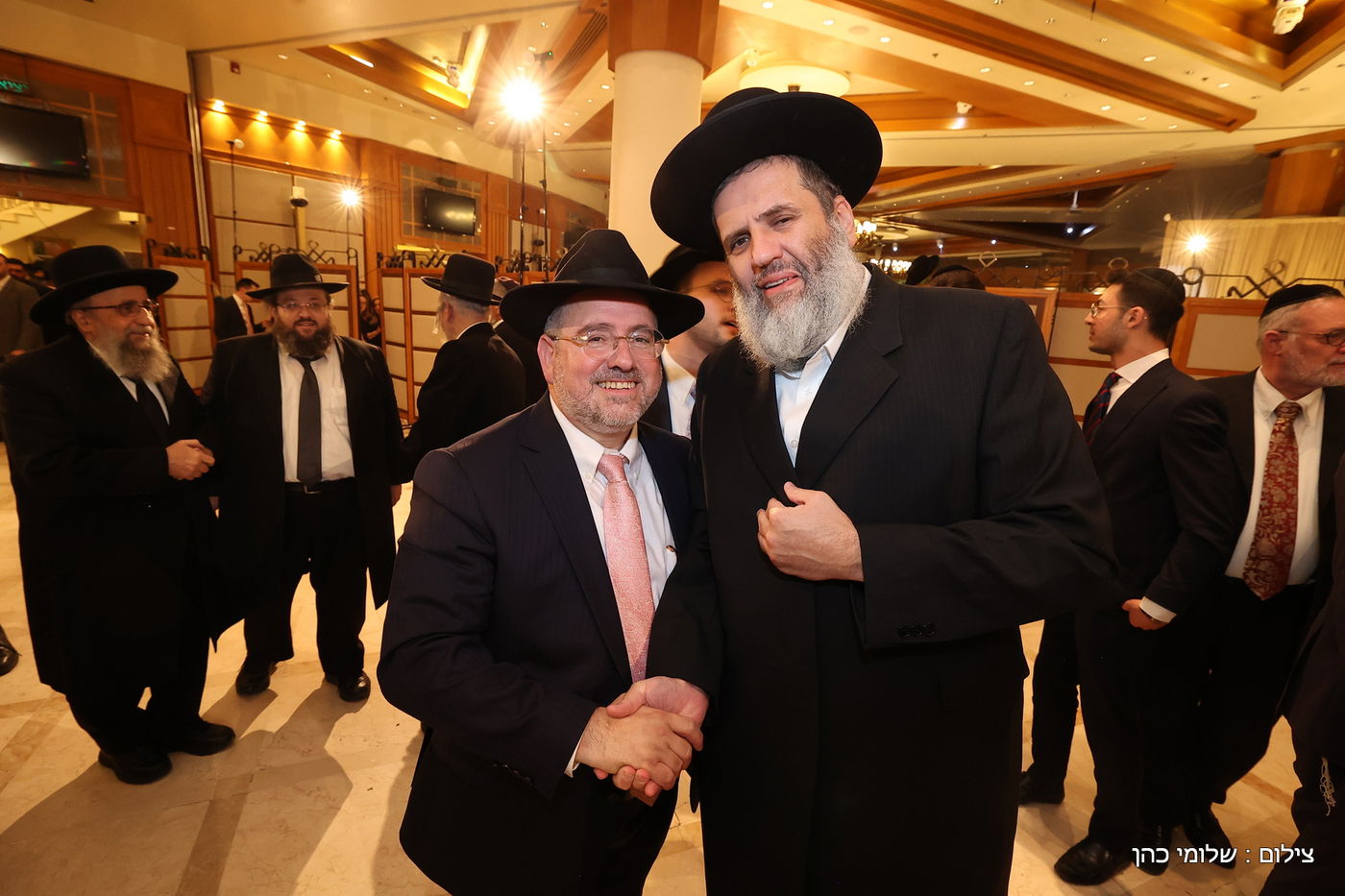 הרב רפי מנת חיתן את בנו; מי הגיע לאחל מזל טוב?