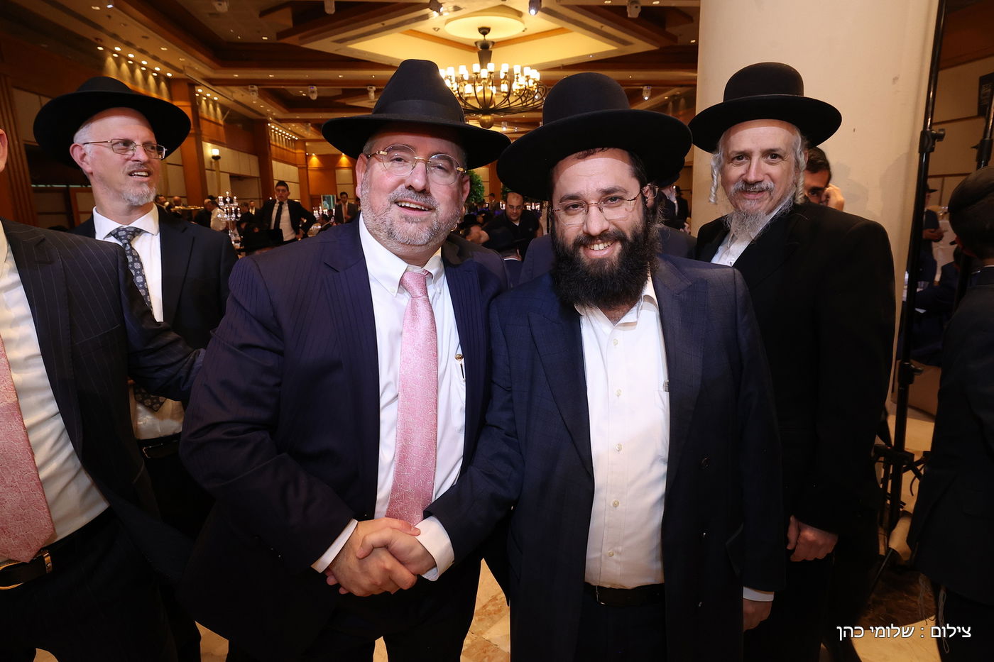 הרב רפי מנת חיתן את בנו; מי הגיע לאחל מזל טוב?