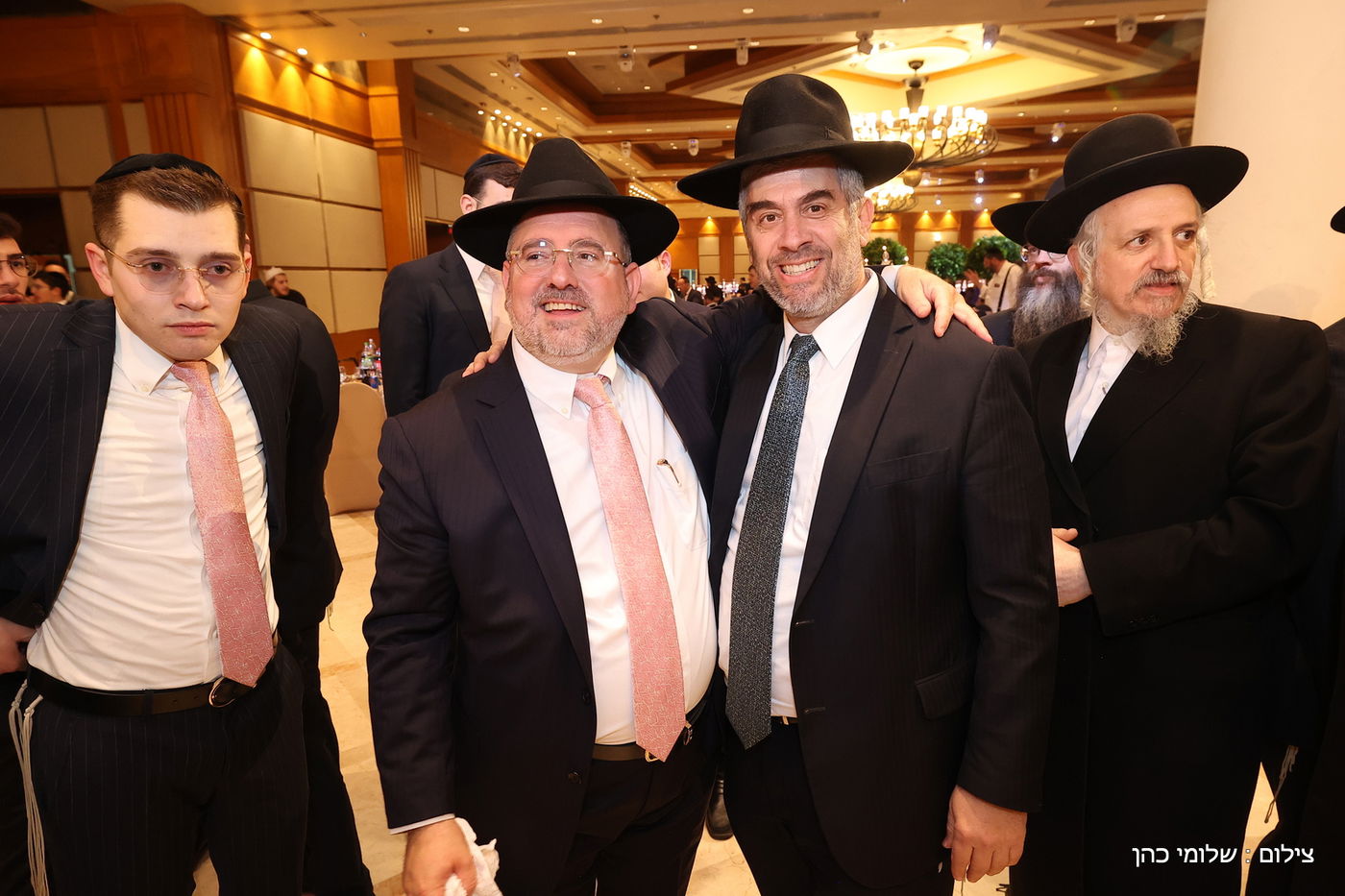 הרב רפי מנת חיתן את בנו; מי הגיע לאחל מזל טוב?