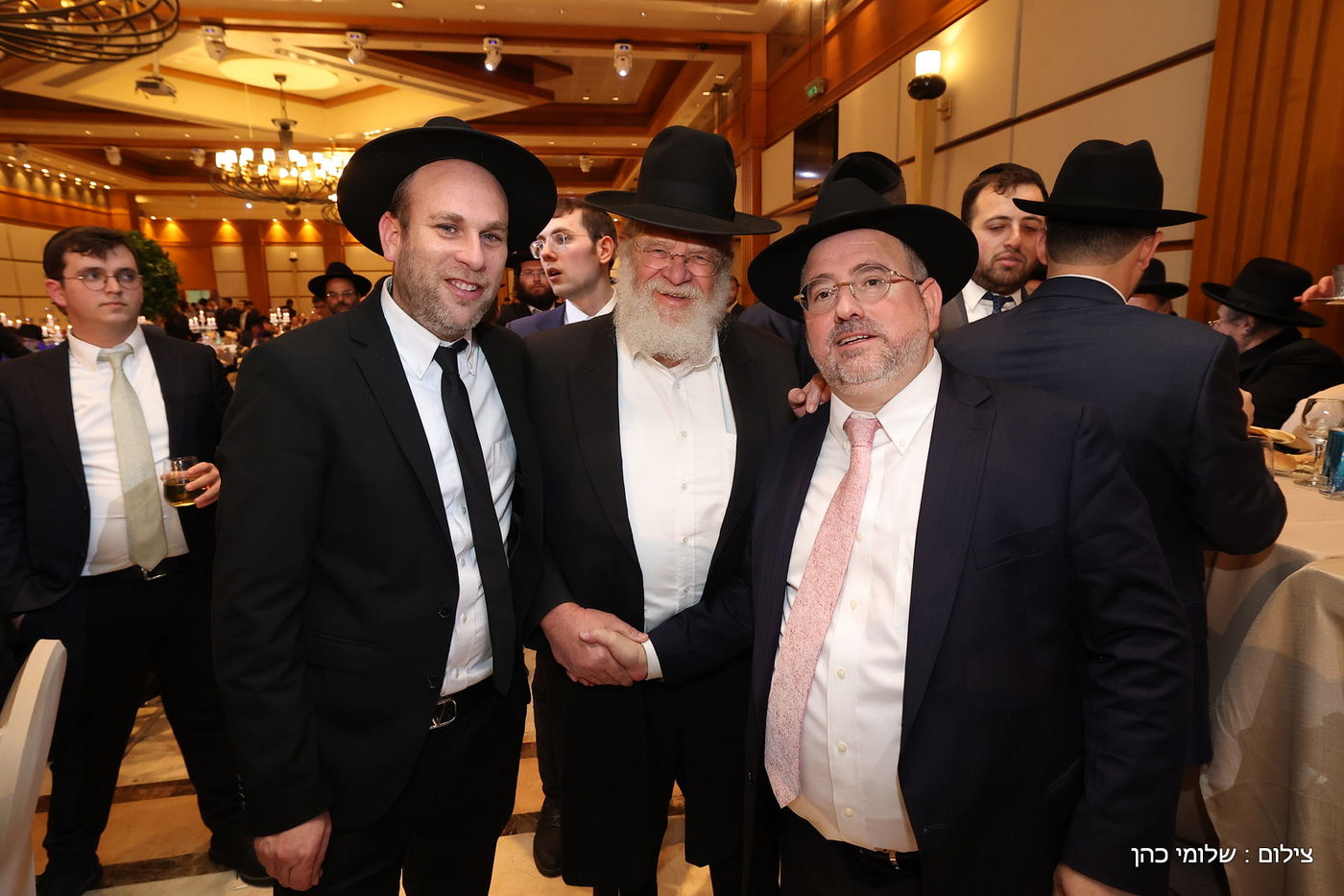 הרב רפי מנת חיתן את בנו; מי הגיע לאחל מזל טוב?