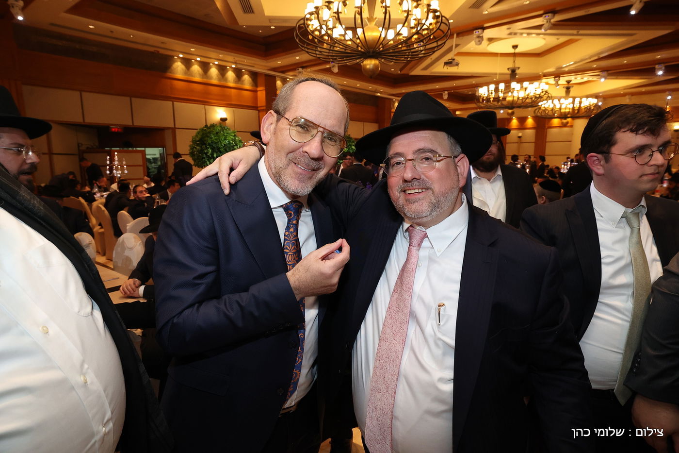 הרב רפי מנת חיתן את בנו; מי הגיע לאחל מזל טוב?