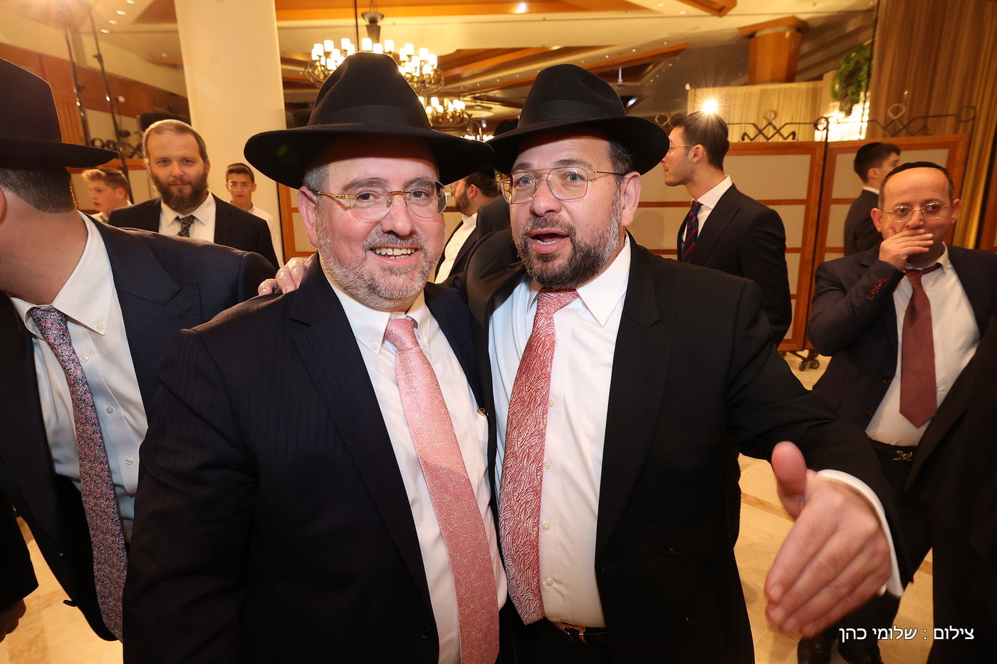 הרב רפי מנת חיתן את בנו; מי הגיע לאחל מזל טוב?