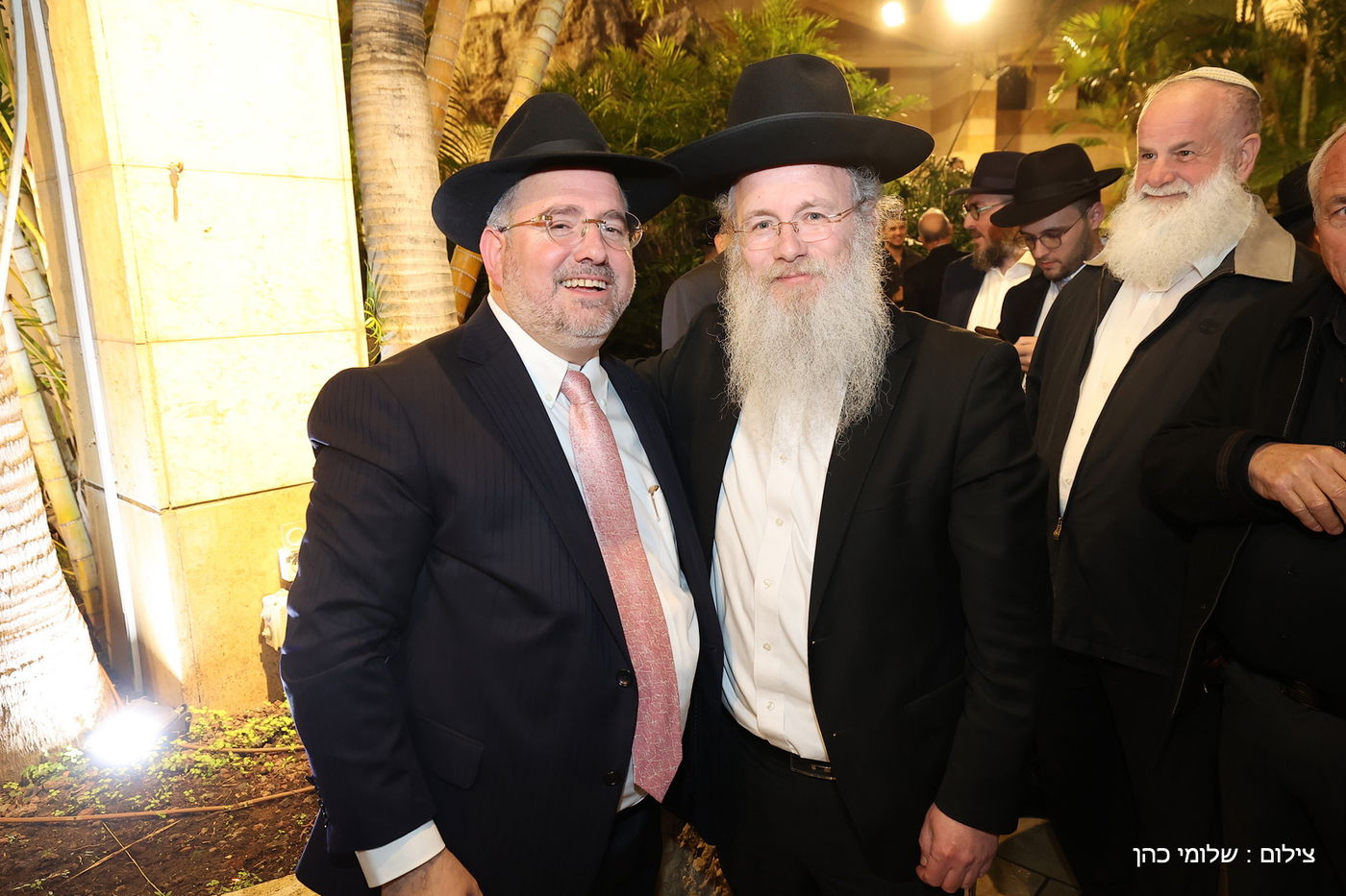 הרב רפי מנת חיתן את בנו; מי הגיע לאחל מזל טוב?