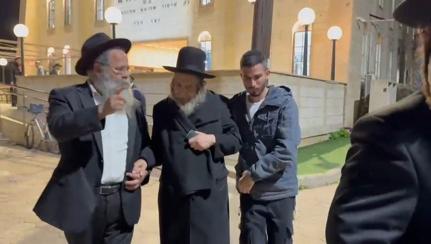 הגר"ש ארוש בביקור בכפר חב"ד