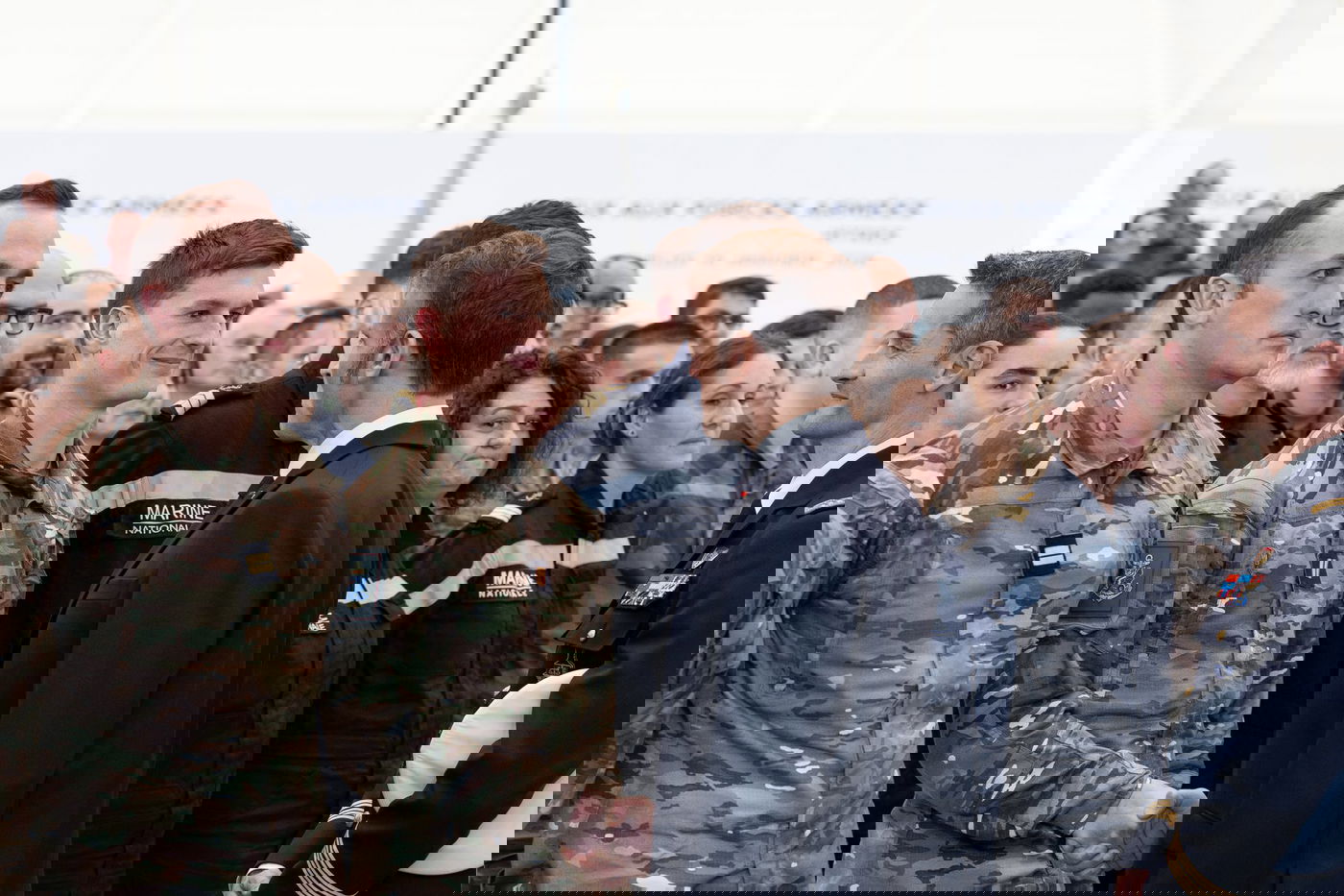 מקרון עם חיילים צרפתים