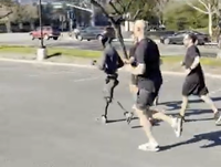 המאמן כושר הבא: הרובוט ההומנואידי החדש שרץ לצד עובדי החברה | צפו