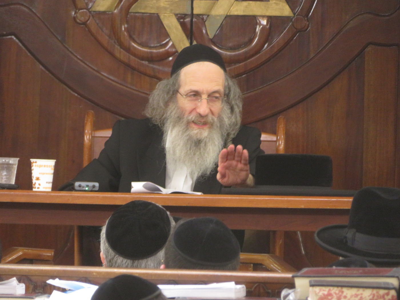 סיום הש"ס בליל שישי ביסודות  תל אביב