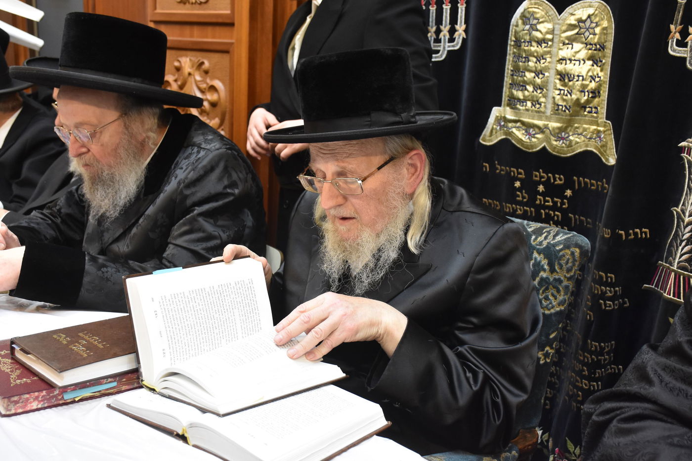 ההילולא באוז'רוב