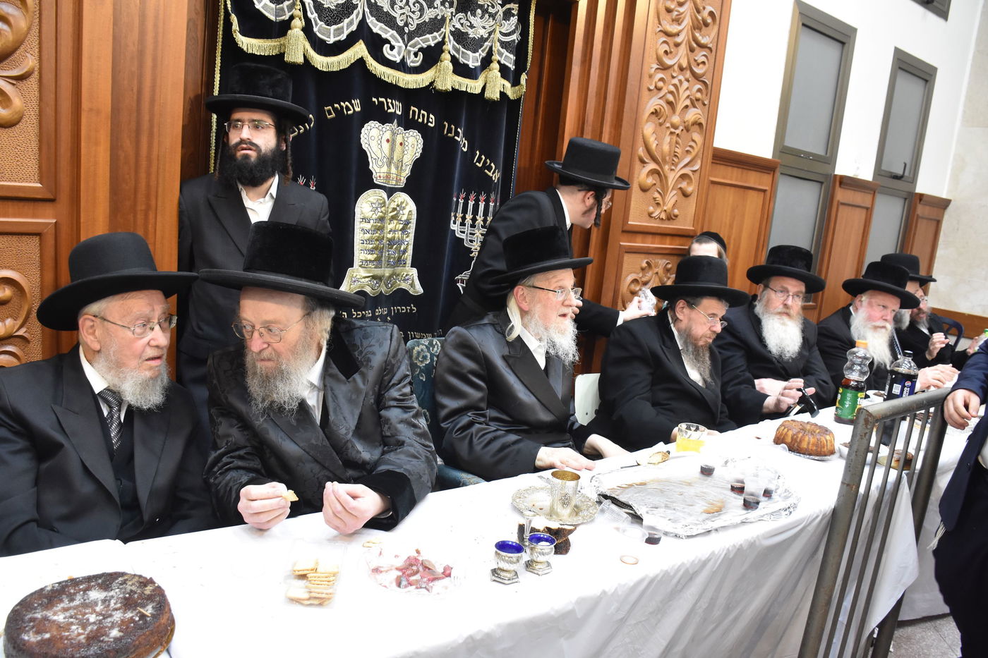 ההילולא באוז'רוב