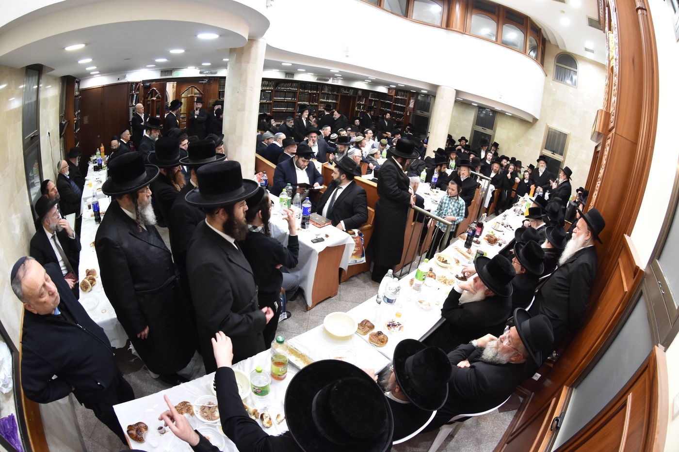 ההילולא באוז'רוב