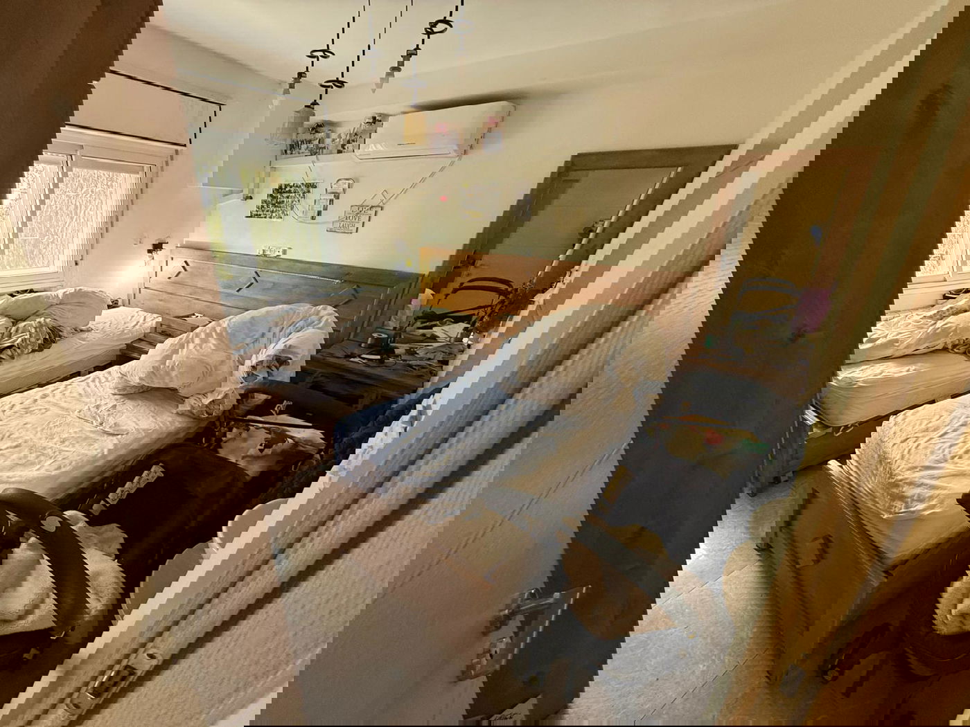 החדר שבו שהו הפעוטות