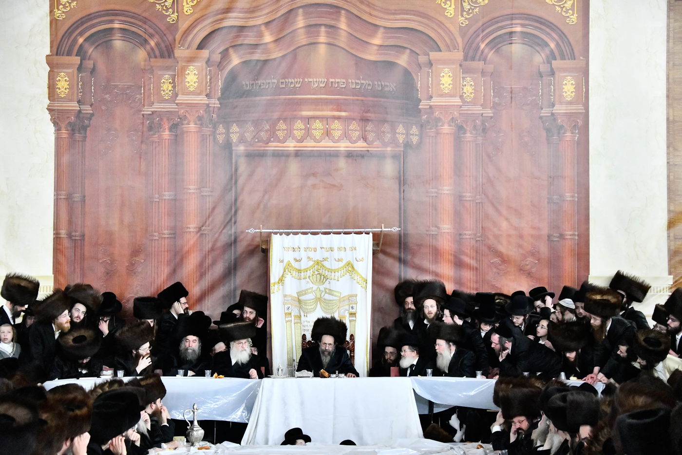 האדמו"ר מתולדות יהודה סטוטשין בב"ב