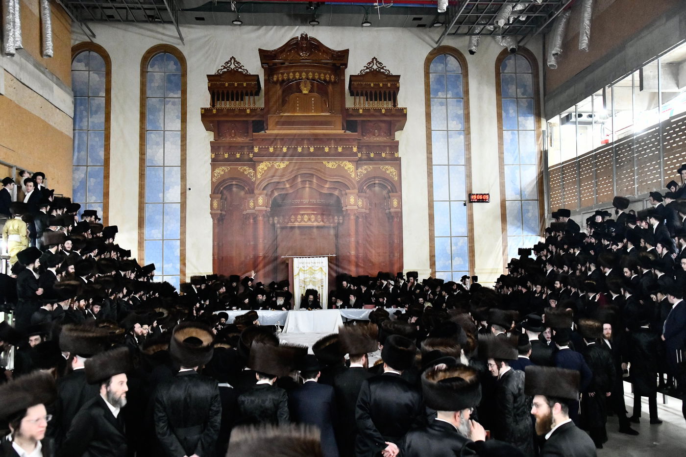 האדמו"ר מתולדות יהודה סטוטשין בב"ב