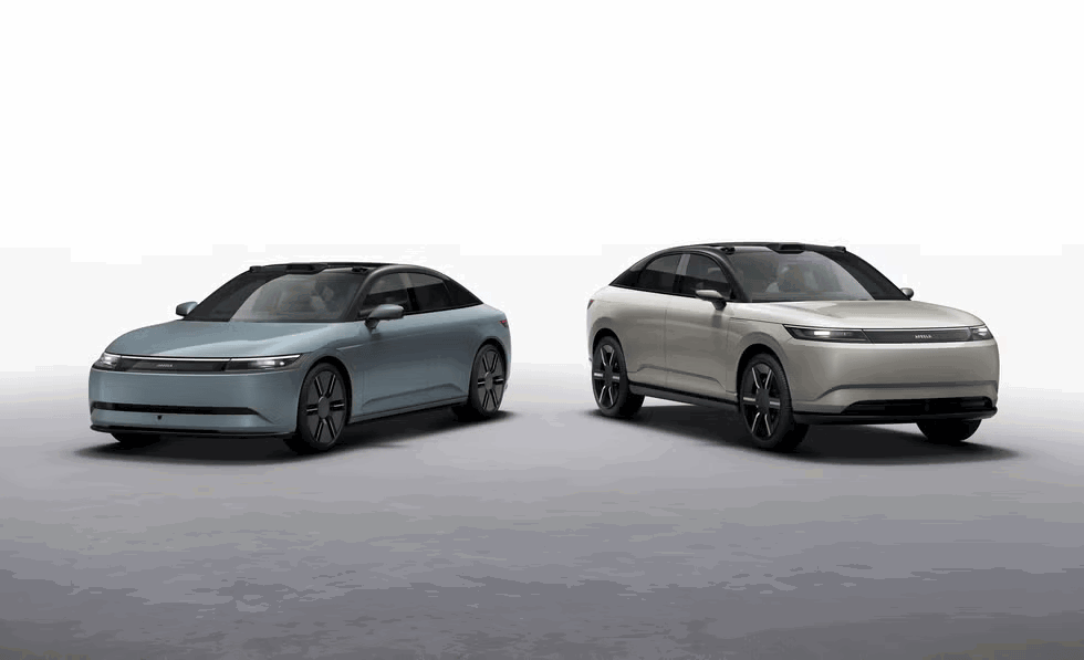 הרכב שהוכרז לאחרונה לצד המודל הקודם