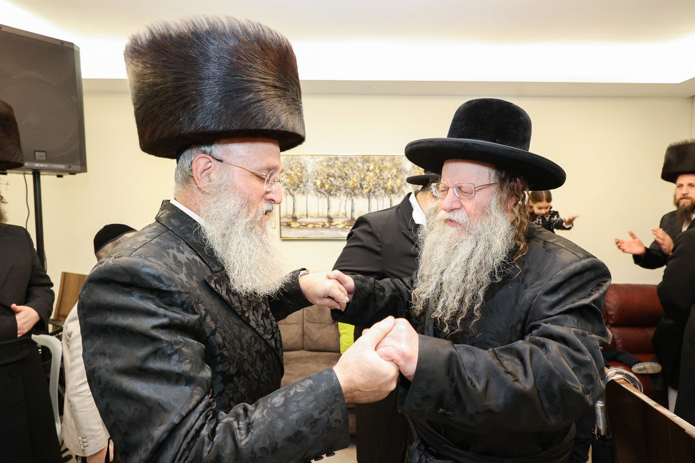 הכנסת ס"ת בויז'ניץ אלעד