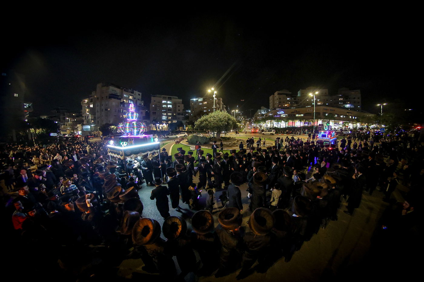 הכנסת ס"ת בויז'ניץ אלעד