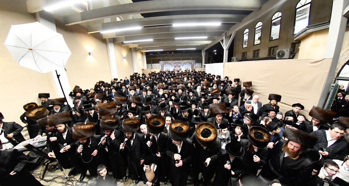 שמחת בית פרמישלאן - רחמסטריווקא - שאץ ויזניץ - לייטשיק