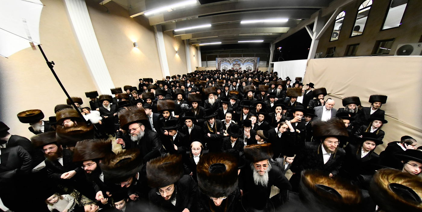 שמחת בית פרמישלאן - רחמסטריווקא - שאץ ויזניץ - לייטשיק